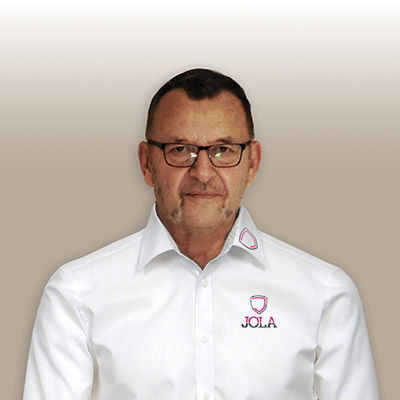KARDOS TAMÁS