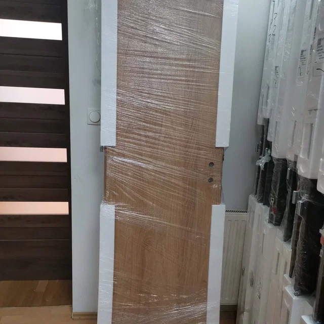 Basic CPL Kisbér tele ajtó