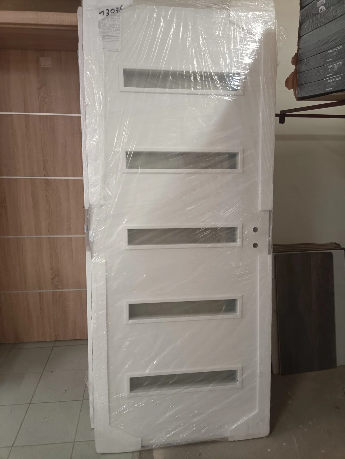 Dekor Plus Carina üveges beltéri ajtó