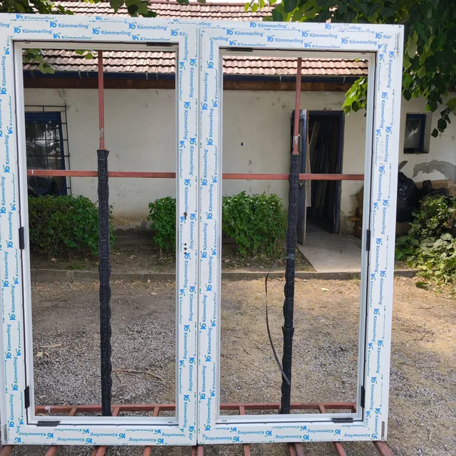 Kömmerling 76AD középfelnyíló erkélyajtó