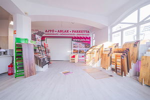 Jola Ceglédi üzlet 05