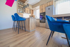 Jola Sárvári üzlet 18